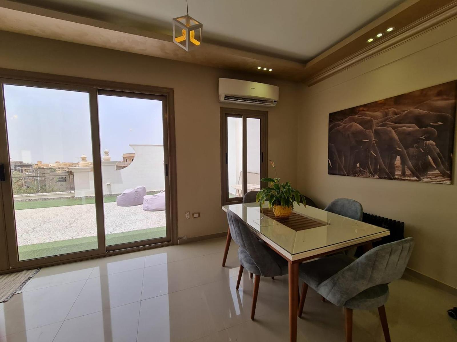 La Place Apartment